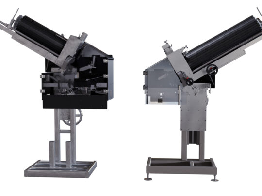 Reciprocating Lid Placers