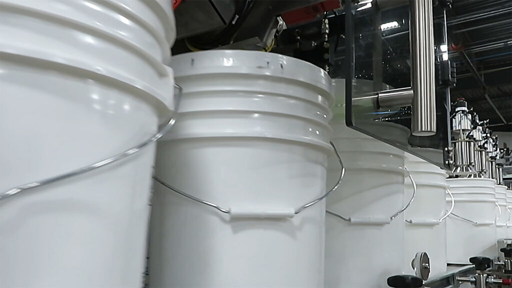 Reciprocating Lid Placer - 5 Gallon Plastic Lids